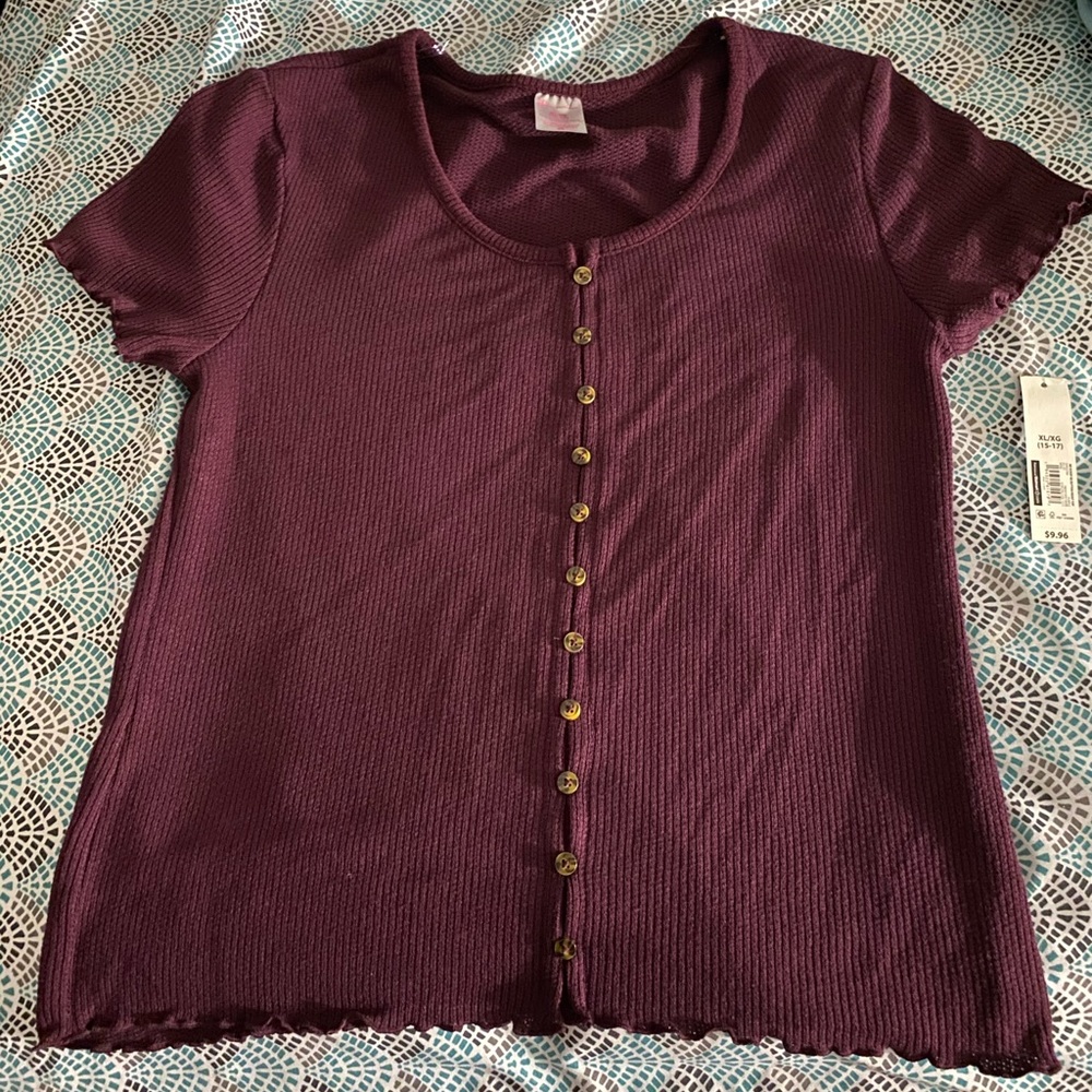 Ruffle sleeve shirt